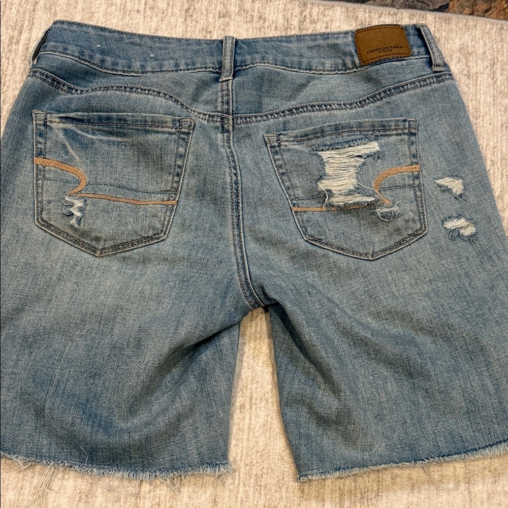 American Eagle Outfitters Distressed Light Blue Denim Jean Shorts - Picture 6 of 9